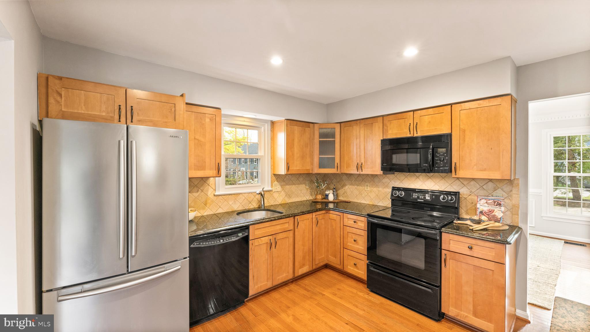 11676 Stockbridge Lane Reston, VA 20194 - Photo 17 of 39