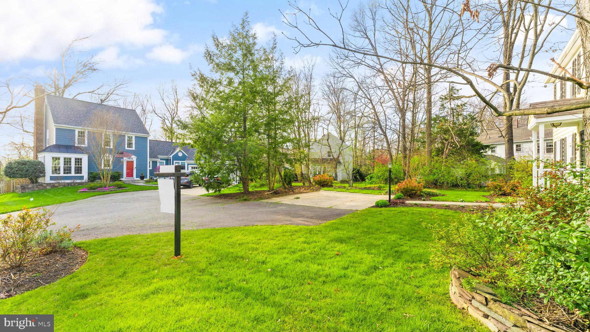 11676 Stockbridge Lane Reston, VA 20194 - Photo 3 of 39