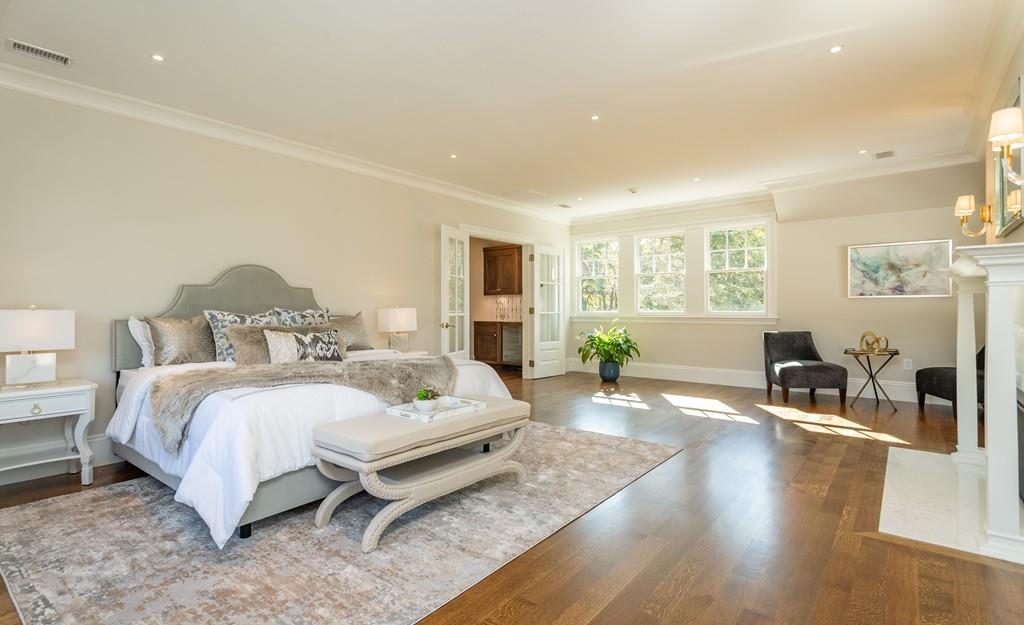 152 Suffolk Road Newton, MA 02467 - Photo 9 of 15