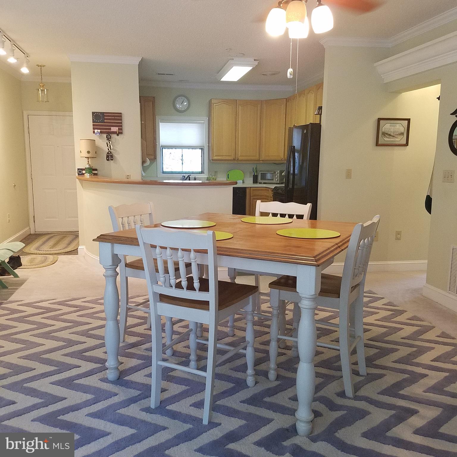 526 Runabout Loop Solomons, MD 20688 - Photo 3 of 33 Dining room