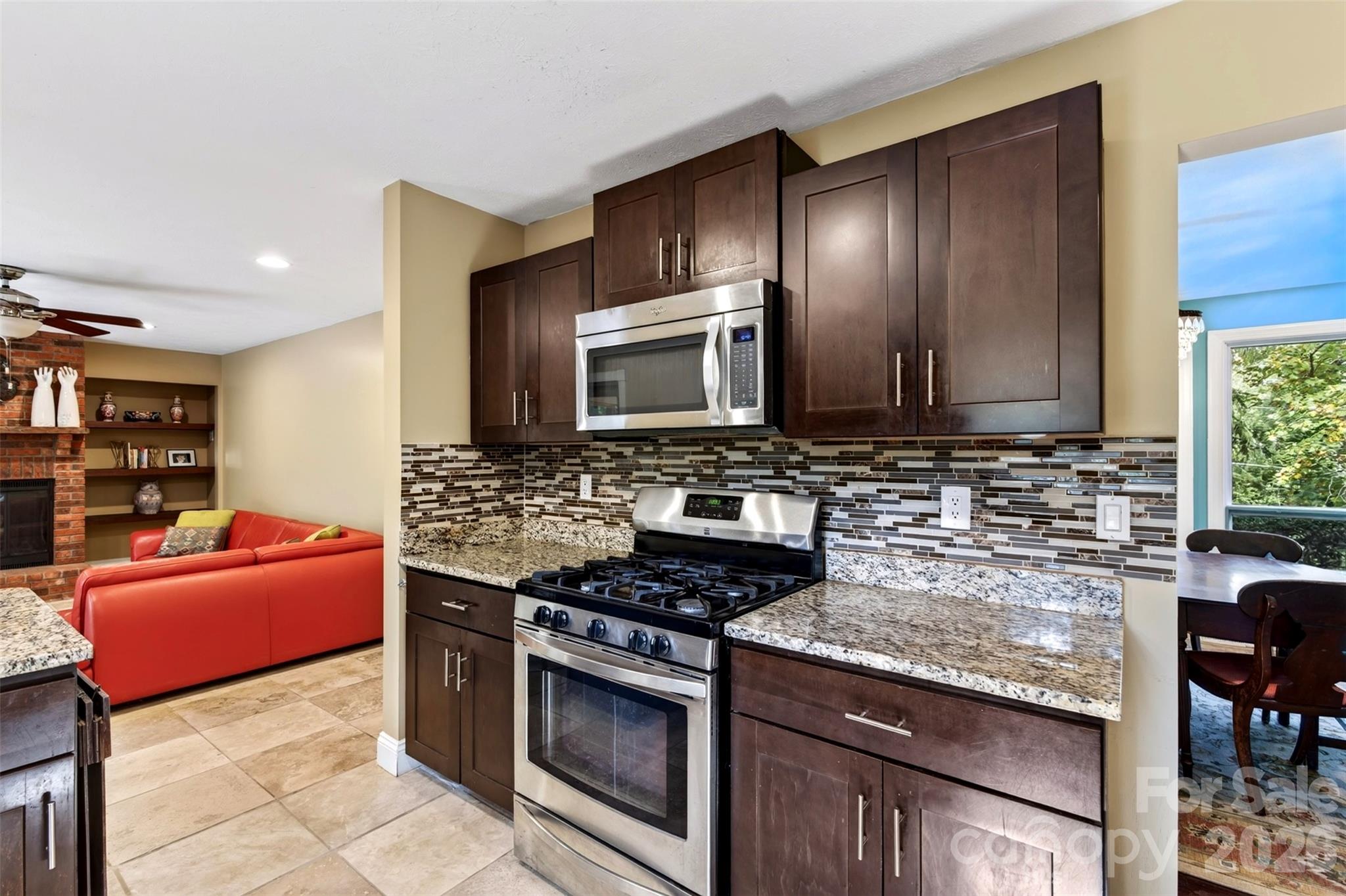 14 Willow Road Asheville, NC 28804 - Photo 10 of 39 Gallery Image 10