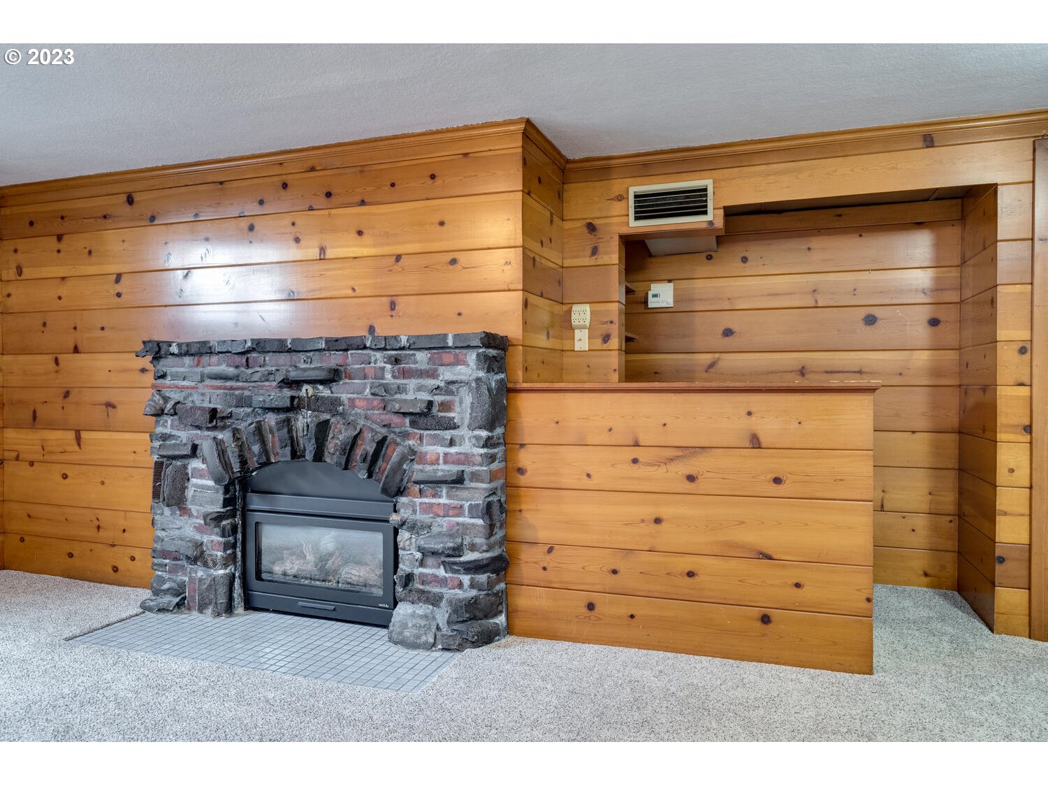 728 Southwest Moss Street Portland, OR 97219 - Photo 29 of 39 Gallery Image 29