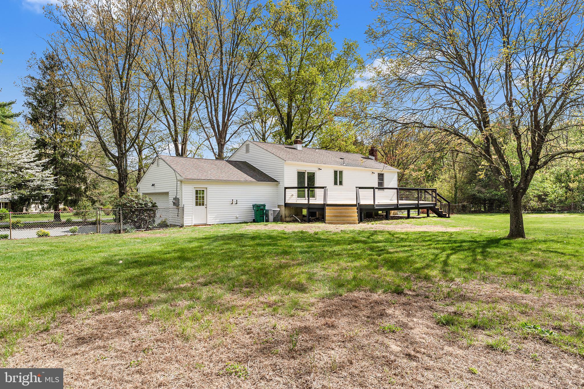 39 Holly Lane Pilesgrove, NJ 08098 - Photo 5 of 25