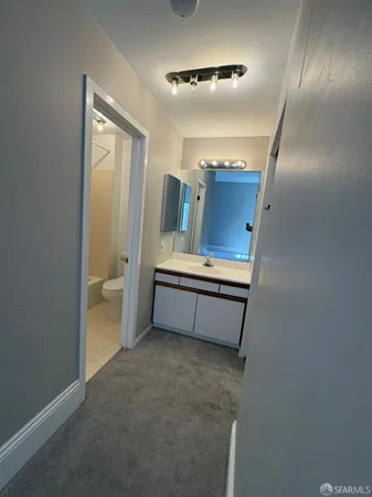$3,395 | 236 A Clinton Park, San Francisco, CA 94103