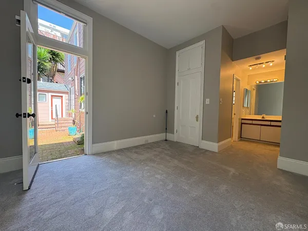 $3,395 | 236 A Clinton Park, San Francisco, CA 94103
