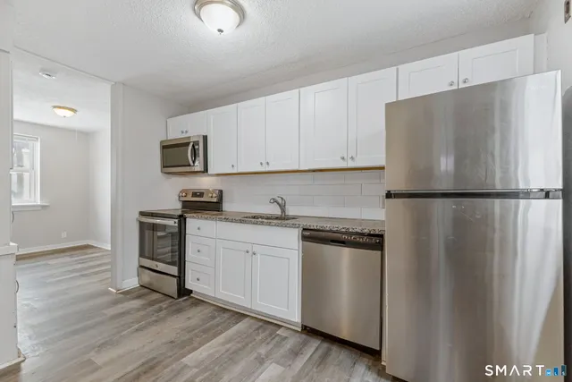 $2,350 | 3 New Hampshire Drive, New Britain, CT 06052