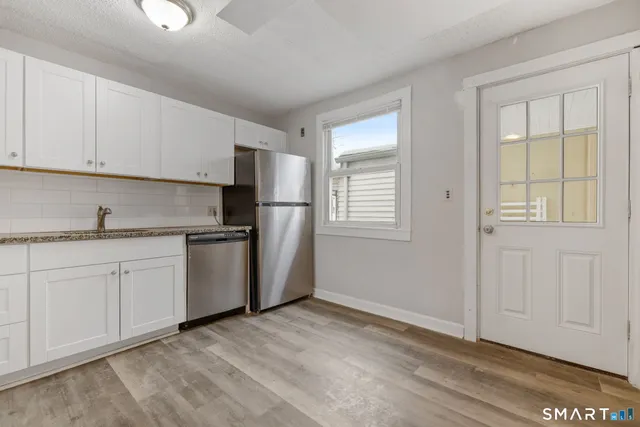 $2,350 | 3 New Hampshire Drive, New Britain, CT 06052