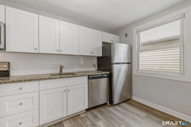 $2,350 | 3 New Hampshire Drive, New Britain, CT 06052