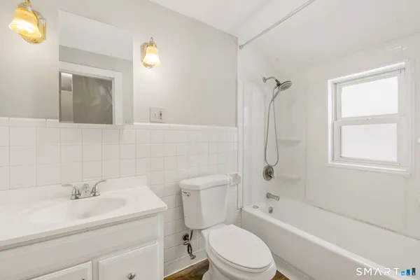 $2,100 | 3 New Hampshire Drive, New Britain, CT 06052