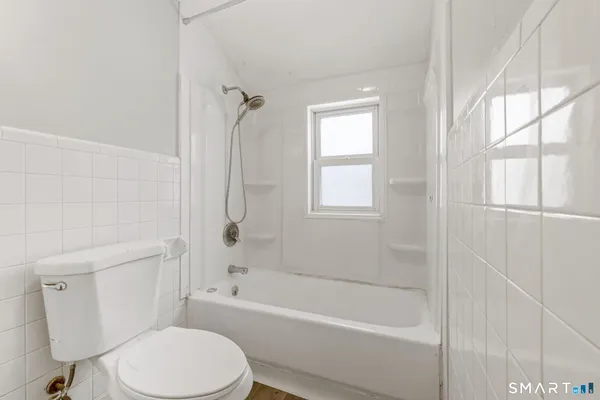 $2,100 | 3 New Hampshire Drive, New Britain, CT 06052