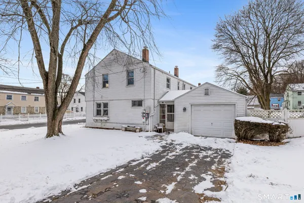 $2,100 | 3 New Hampshire Drive, New Britain, CT 06052