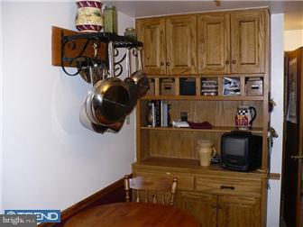 412 Earlington Road Havertown, PA 19083 - Photo 5 of 12 Kitchen