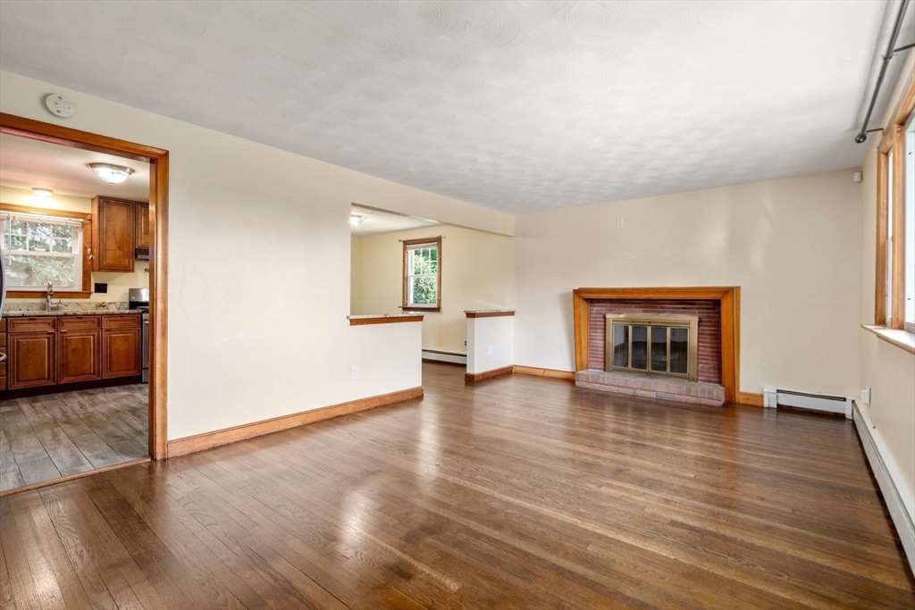 100 Shirley Road Waltham, MA 02452 - Photo 12 of 33