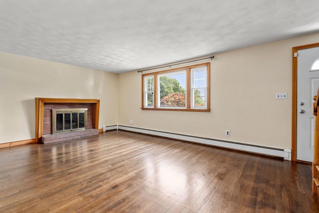 100 Shirley Road Waltham, MA 02452 - Photo 13 of 33