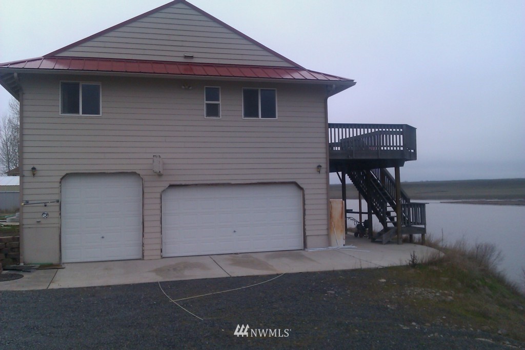 8626 Stonecrest Road Northeast Moses Lake, WA 98837 - Photo 1 of 1 Gallery Image 1