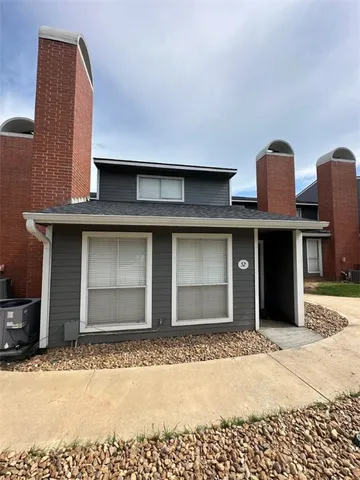 $1,300 | 1501 Stallings Drive, Unit 52, College Station, TX 77840