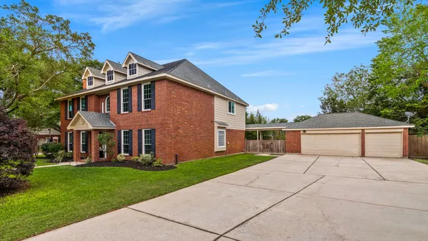 $479,000 | 12003 Helene Court, Pinehurst, TX 77362