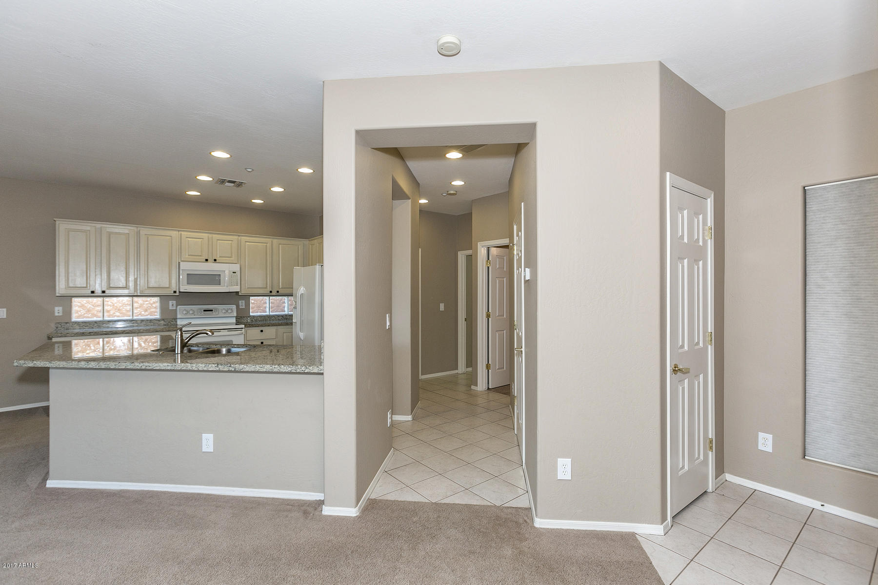 41621 North Cedar Chase Road Anthem, AZ 85086 - Photo 12 of 51 Kitchen