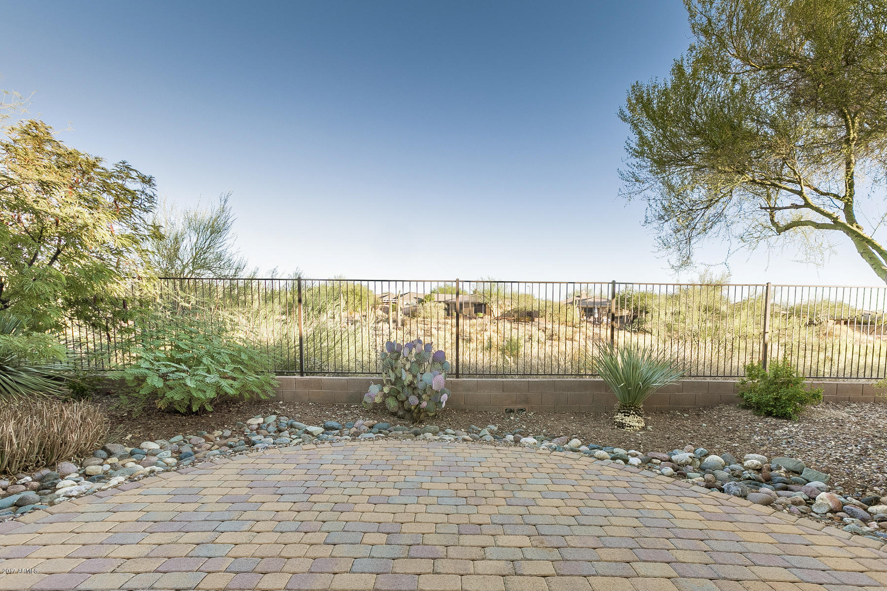 41621 North Cedar Chase Road Anthem, AZ 85086 - Photo 29 of 51 Rear Yard with Desert Wash View Fencing