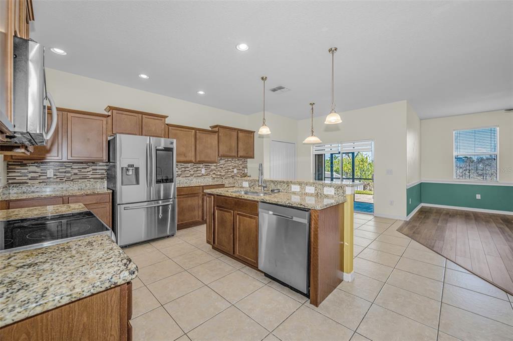 521 Vista Ridge Drive Ruskin, FL 33570 - Photo 12 of 88