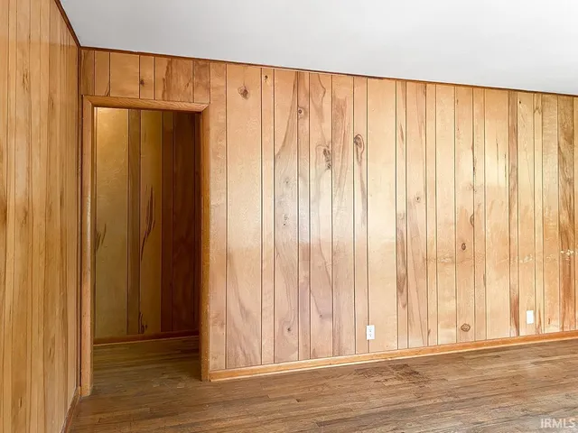 $1,850 | 2415 East 5th Street, Bloomington, IN 47408