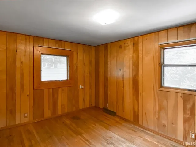 $1,850 | 2415 East 5th Street, Bloomington, IN 47408