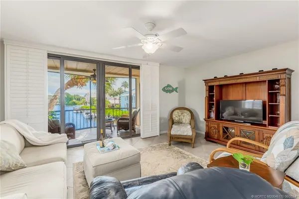 $3,950 | 3901 Southeast St Lucie Boulevard, Unit 37, Stuart, FL 34997