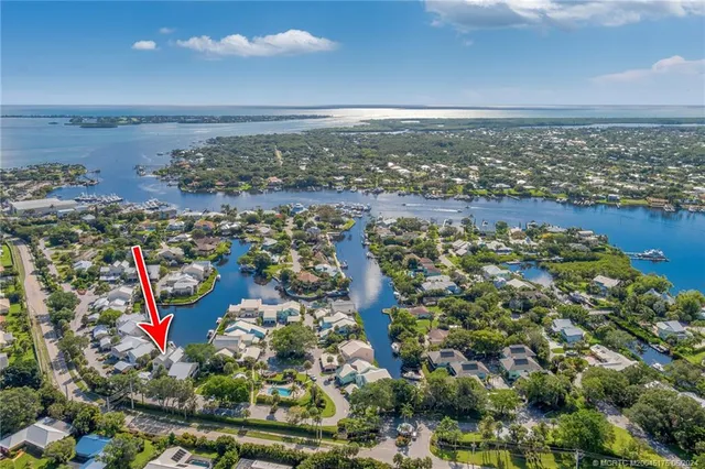 $3,950 | 3901 Southeast St Lucie Boulevard, Unit 37, Stuart, FL 34997