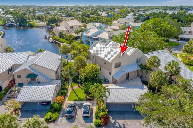 $3,950 | 3901 Southeast St Lucie Boulevard, Unit 37, Stuart, FL 34997