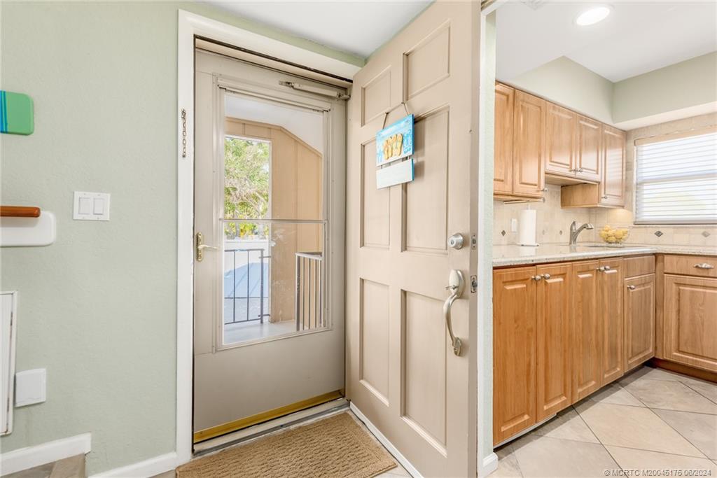 3901 Southeast St Lucie Boulevard, Unit 37 Stuart, FL 34997 - Photo 7 of 60