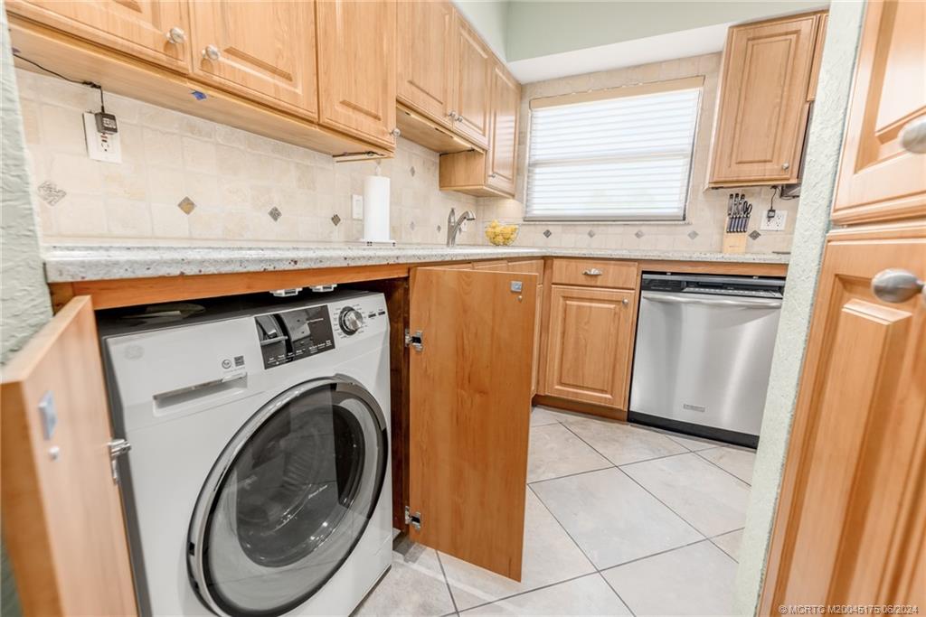 3901 Southeast St Lucie Boulevard, Unit 37 Stuart, FL 34997 - Photo 10 of 60