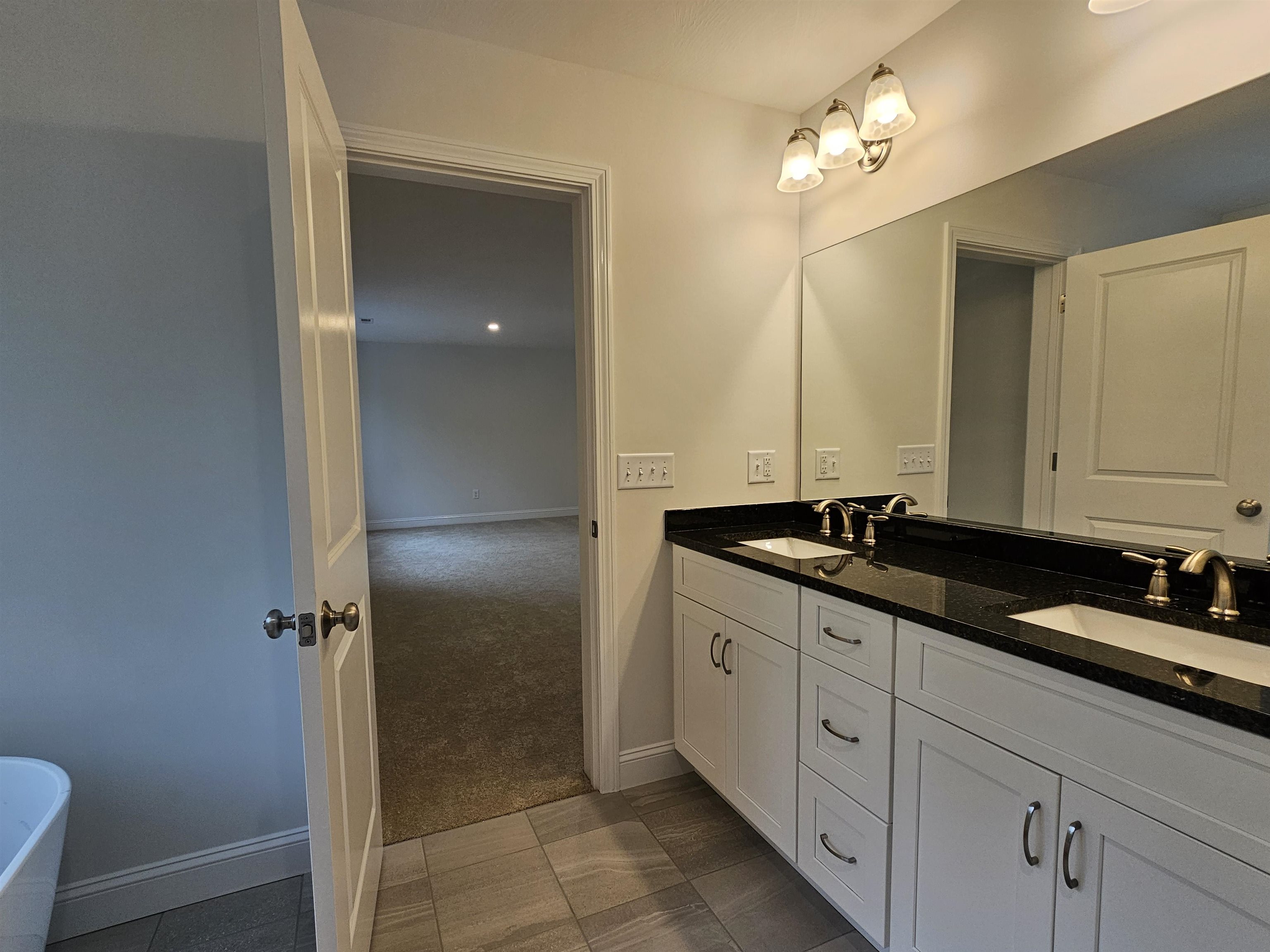 63 Curtisville Road, Unit 4 Concord, NH 03301 - Photo 22 of 38
