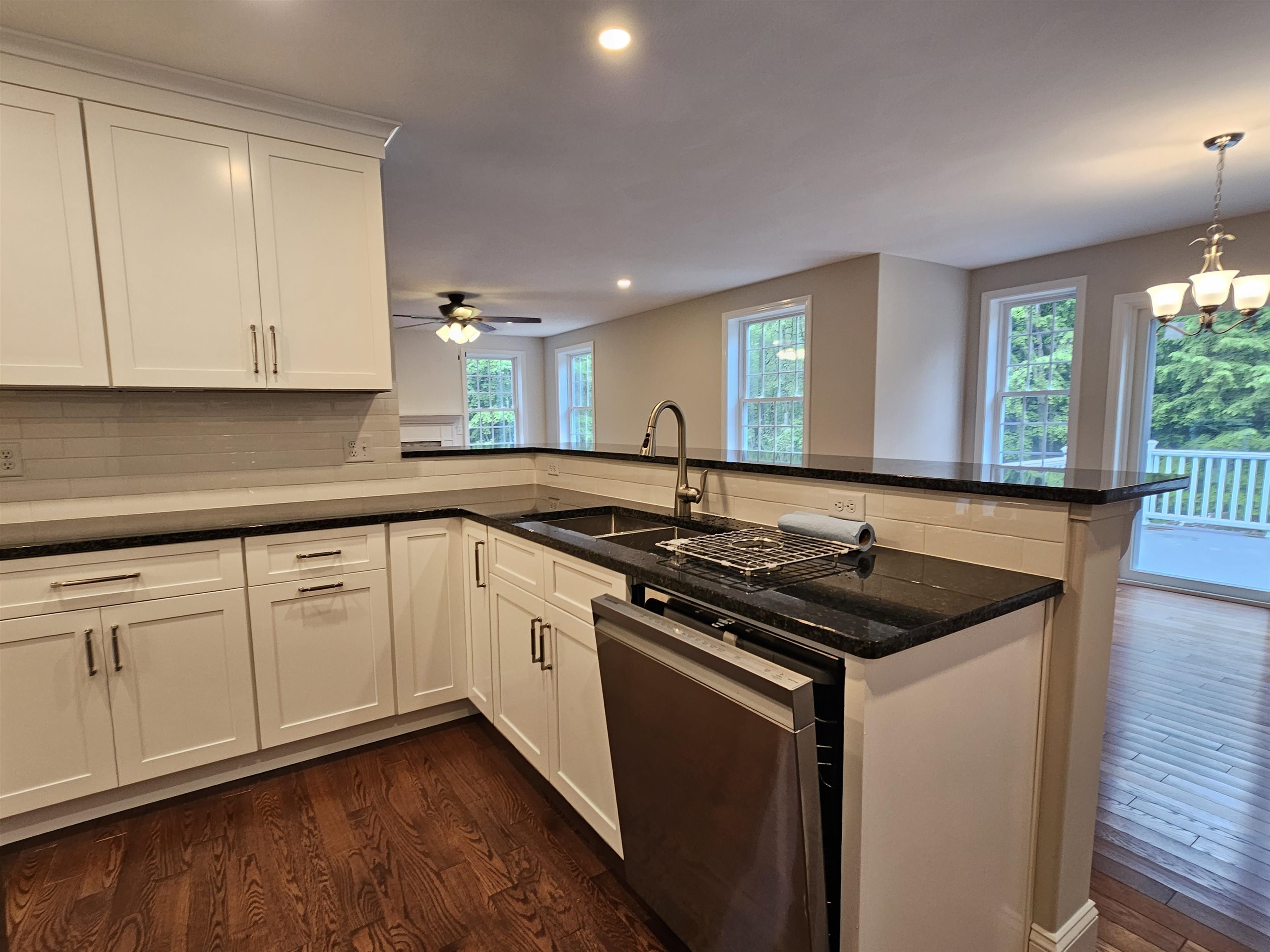 63 Curtisville Road, Unit 4 Concord, NH 03301 - Photo 3 of 38