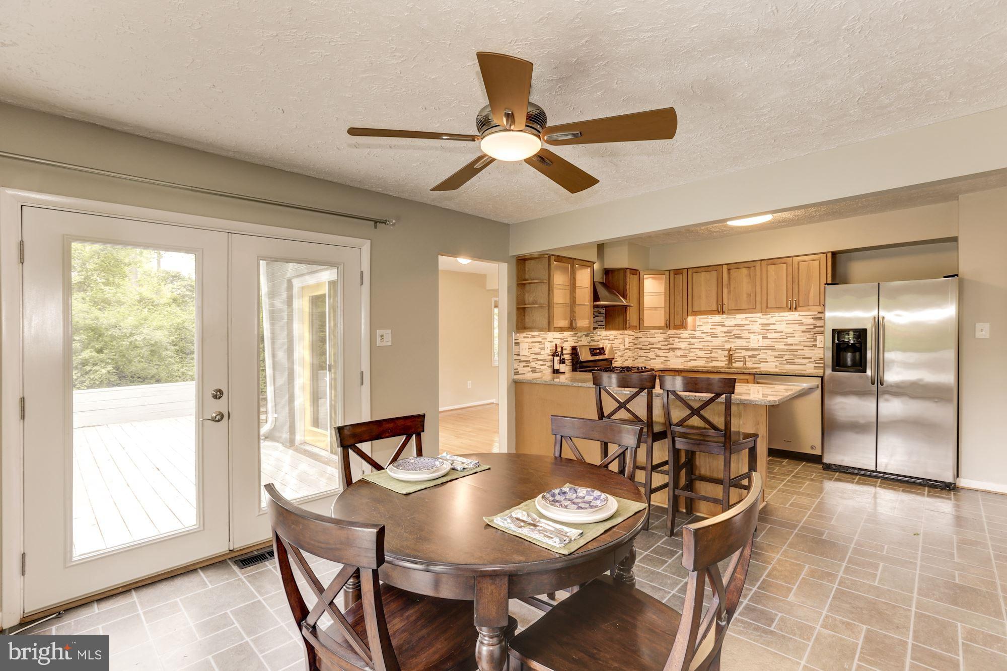 11809 Tree Fern Court Reston, VA 20191 - Photo 12 of 58