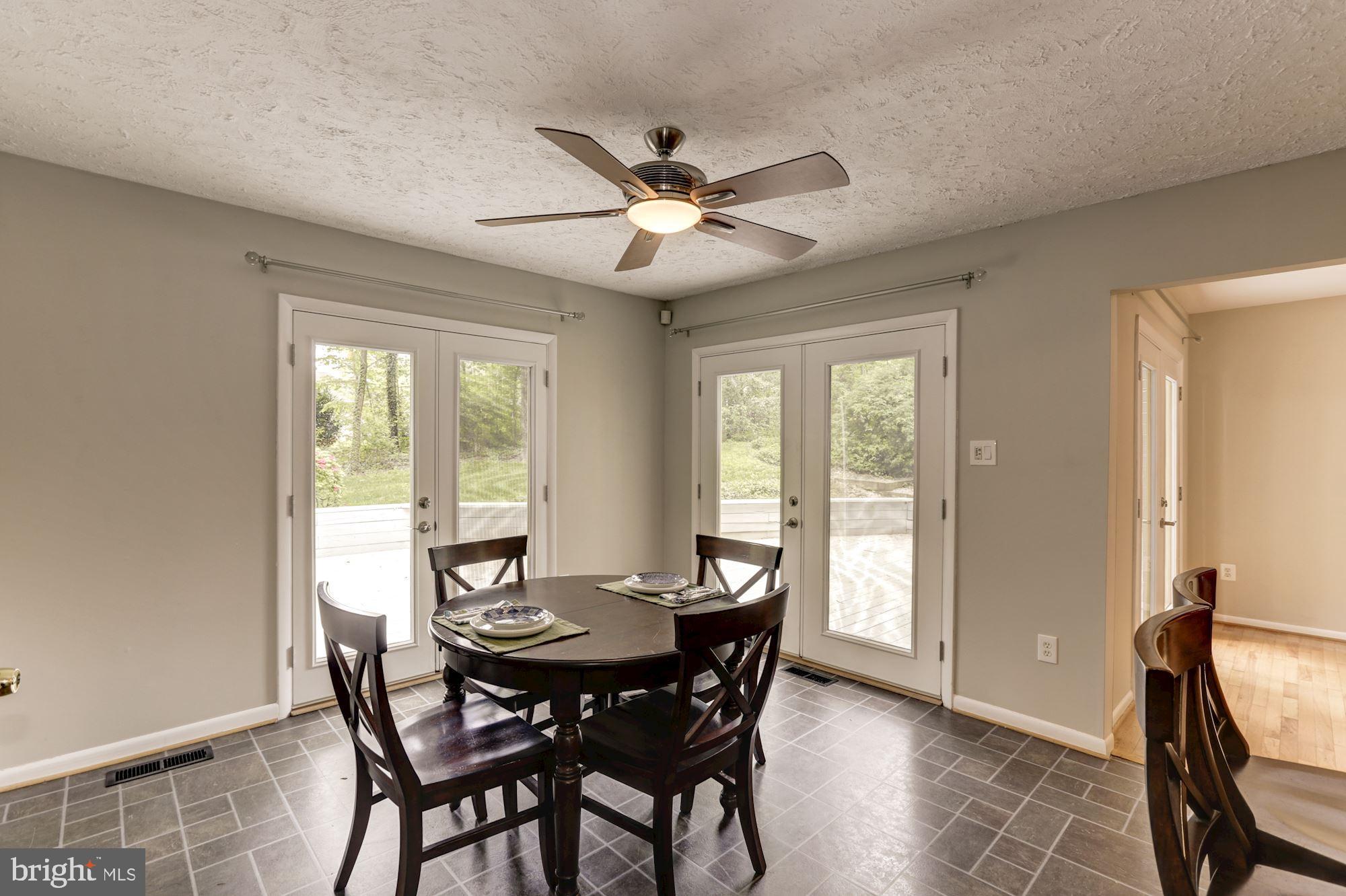 11809 Tree Fern Court Reston, VA 20191 - Photo 13 of 58