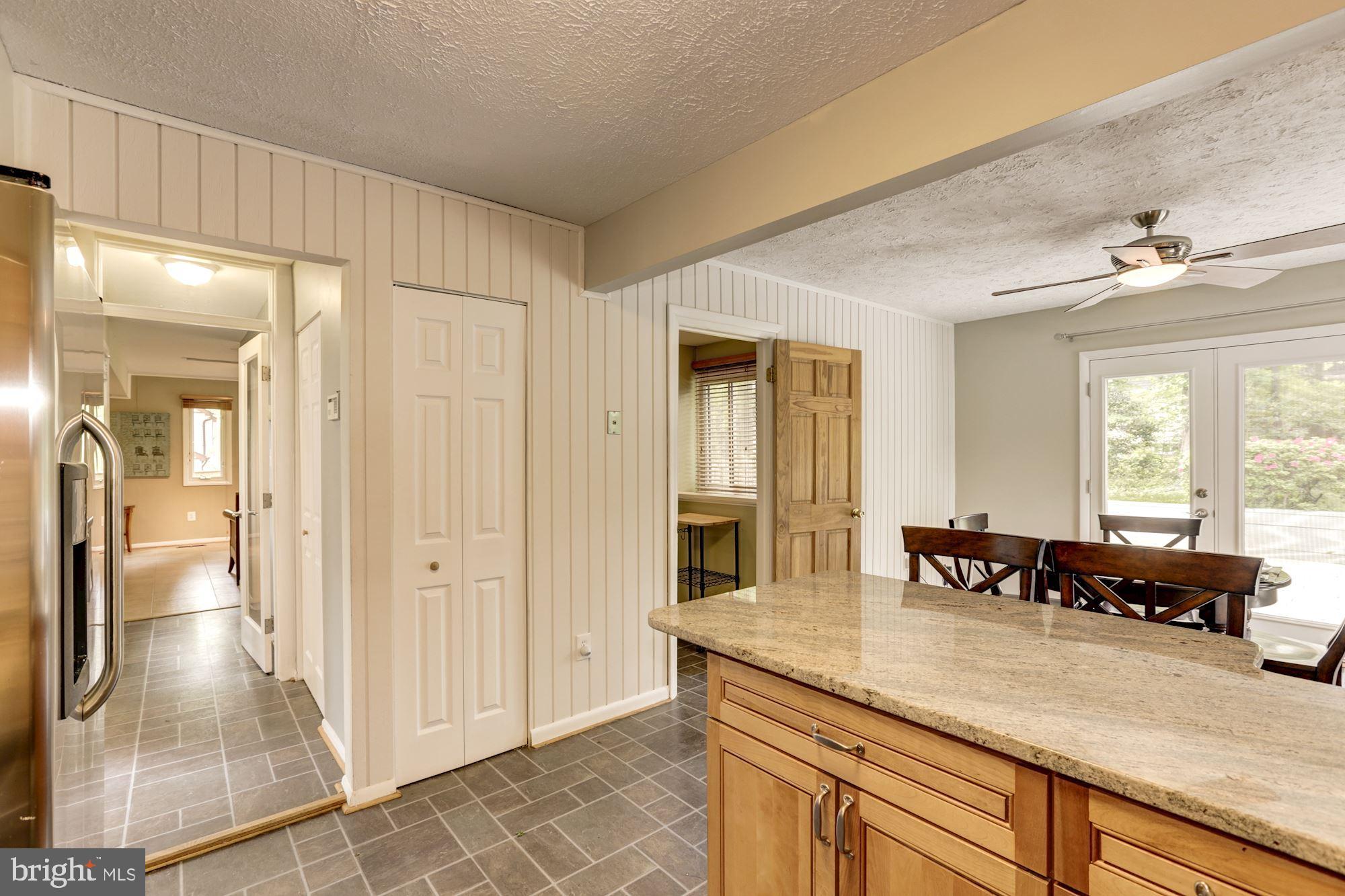 11809 Tree Fern Court Reston, VA 20191 - Photo 17 of 58