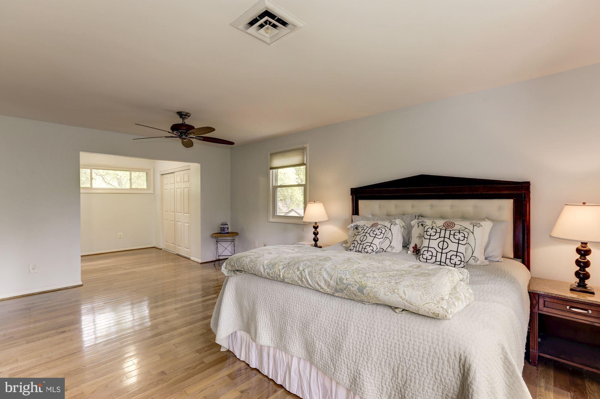 11809 Tree Fern Court Reston, VA 20191 - Photo 25 of 58