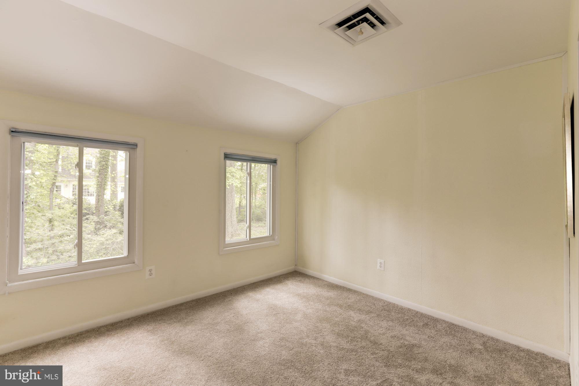 11809 Tree Fern Court Reston, VA 20191 - Photo 32 of 58