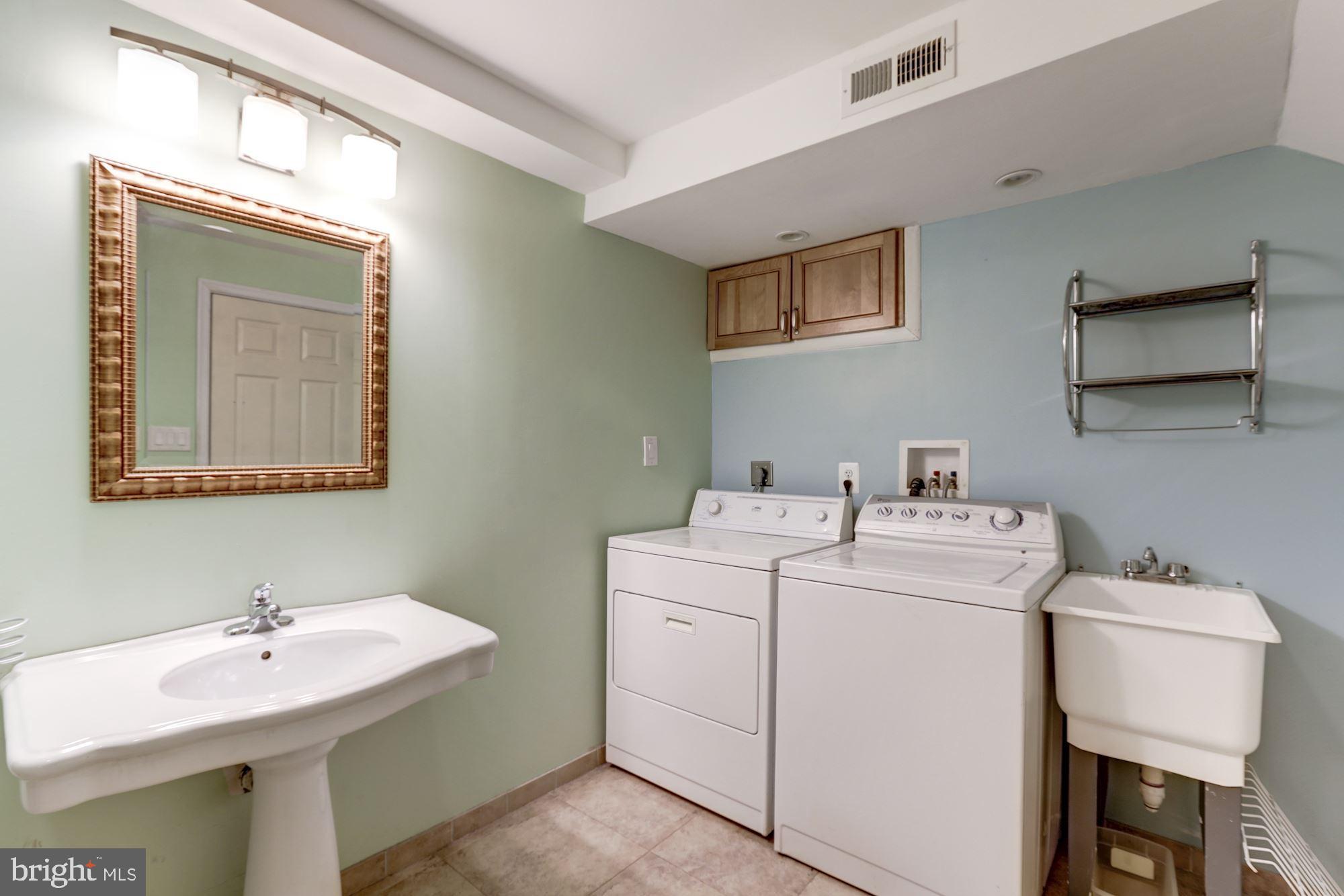 11809 Tree Fern Court Reston, VA 20191 - Photo 46 of 58