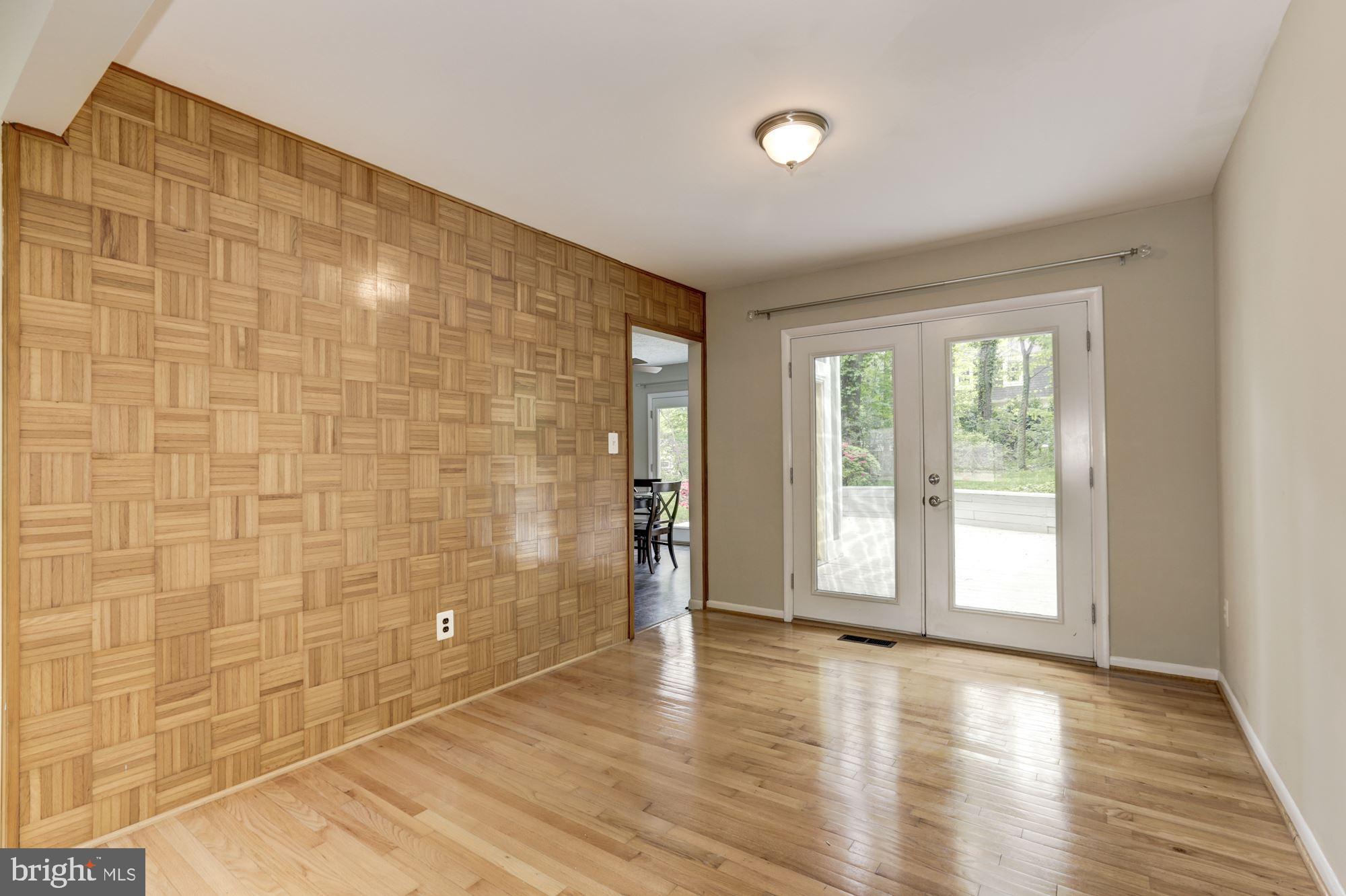 11809 Tree Fern Court Reston, VA 20191 - Photo 7 of 58