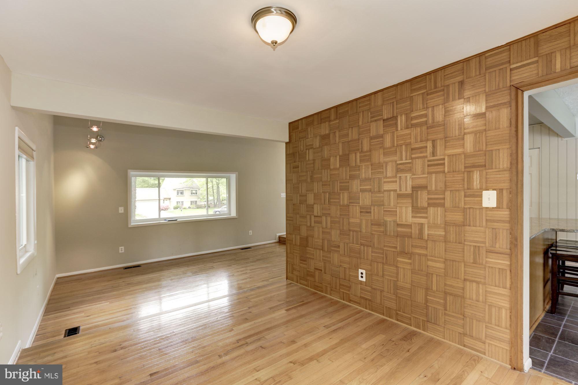 11809 Tree Fern Court Reston, VA 20191 - Photo 9 of 58