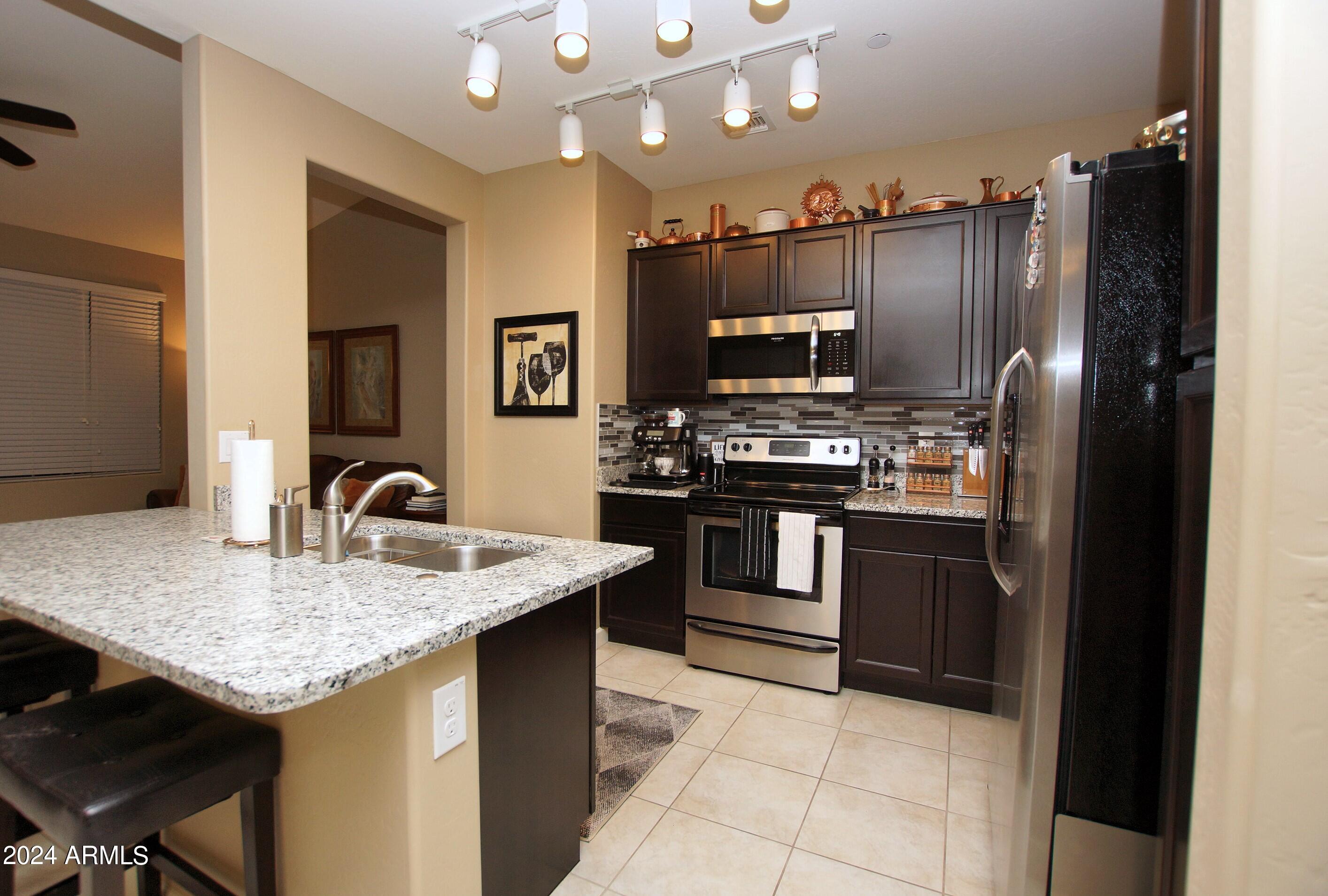 2150 West Alameda Road, Unit 1097 Phoenix, AZ 85085 - Photo 6 of 24 DSC04364