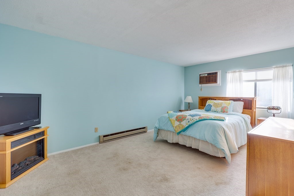 18 Round House Road, Unit 18 Bourne, MA 02532 - Photo 5 of 23