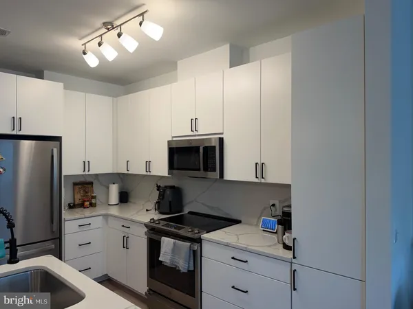 $2,500 | 10755 Fairgrounds Drive, Unit 220, Fairfax, VA 22030