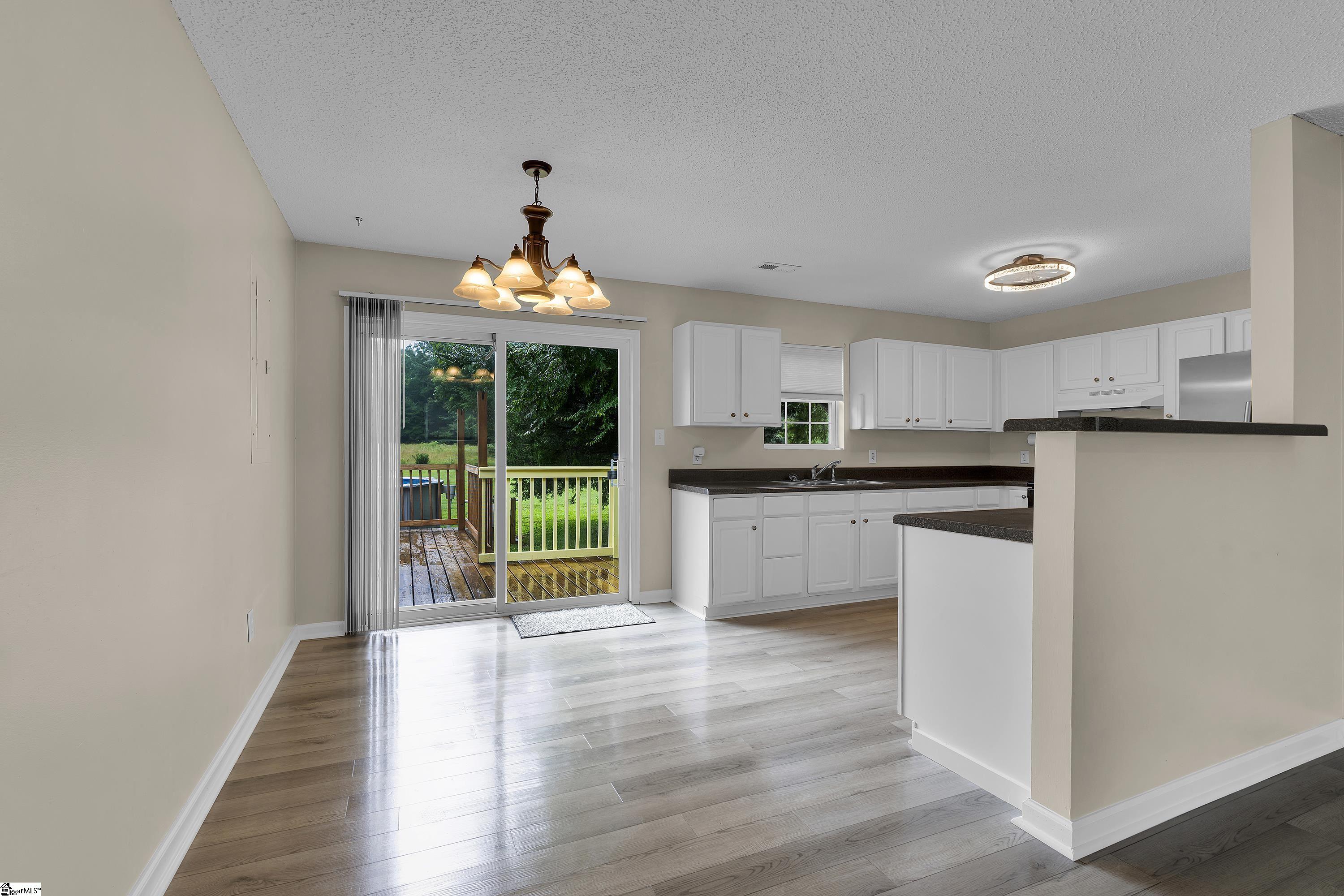 3160 Milam Road Clinton, SC 29325 - Photo 7 of 27