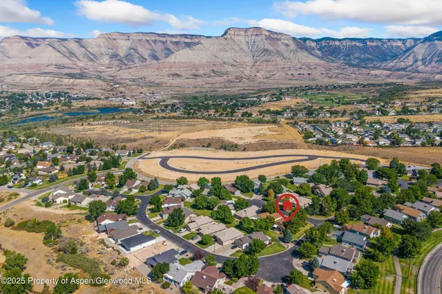 a view of a water with an outdoor space