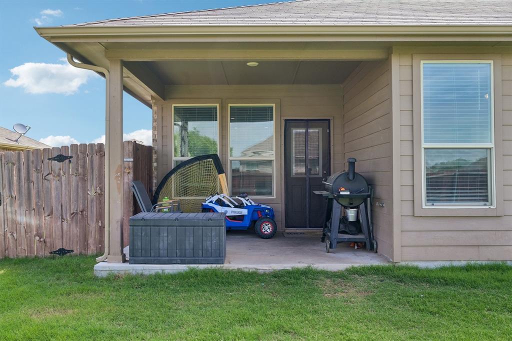 439 Helm Lane Azle, TX 76020 - Photo 35 of 40