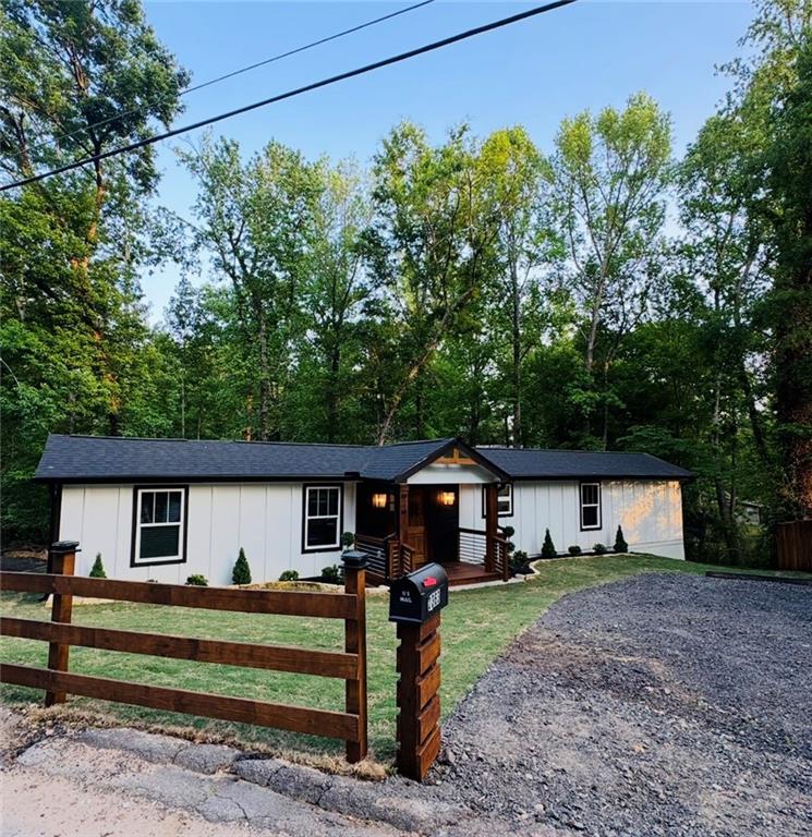 2363 Hi Roc Circle Northeast Conyers, GA 30012 - Photo 5 of 44