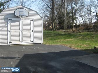 37 Schuyler Road Springfield, PA 19064 - Photo 11 of 12 Exterior Back