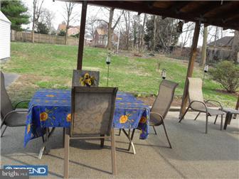 37 Schuyler Road Springfield, PA 19064 - Photo 10 of 12 Exterior Back